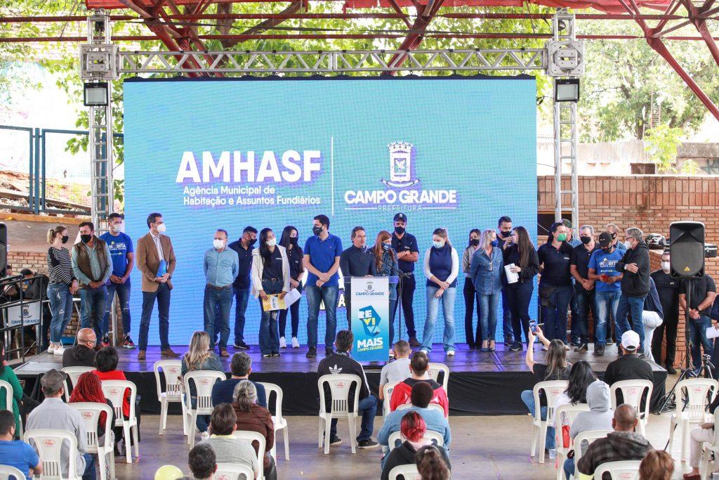 PREFEITURA ENTREGOU MAIS DE 2.200 MORADIAS E NOVOS PROJETOS GARANTIRÃO O SONHO DA CASA PRÓPRIA A MAIS FAMÍLIAS.