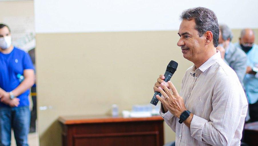 Prefeito Marcos Trad visita a Cidade de Dourados junto com os amigos e o Juiz Odilon de Oliveira. Prefeito Marcos Trad visita a Cidade de Dourados junto com os amigos e o Juiz Odilon de Oliveira.