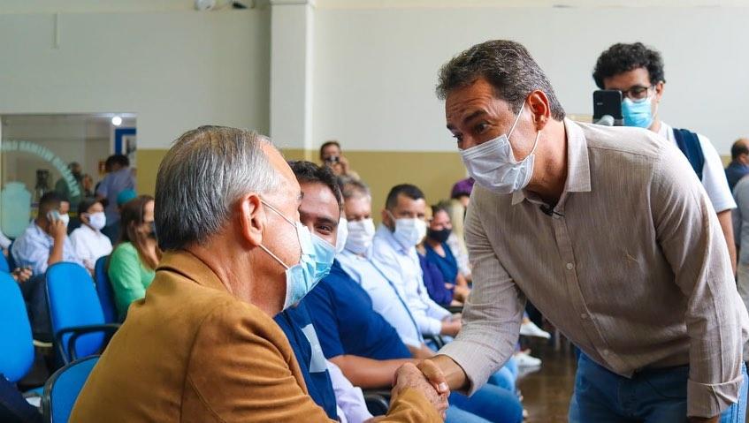 Prefeito Marcos Trad visita a Cidade de Dourados junto com os amigos e o Juiz Odilon de Oliveira. Prefeito Marcos Trad visita a Cidade de Dourados junto com os amigos e o Juiz Odilon de Oliveira.