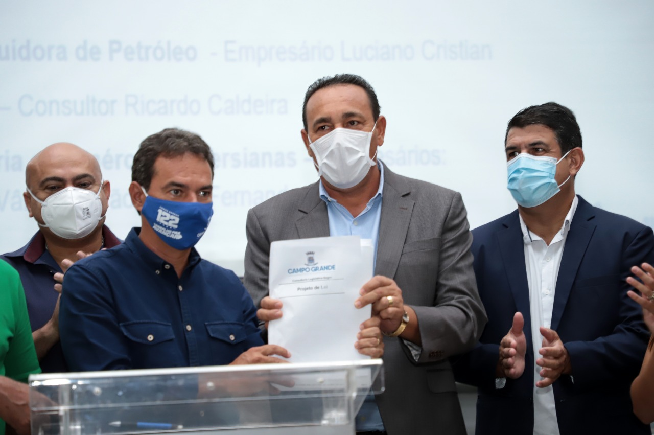 Carlão enaltece harmonia entre os poderes que garantiu a nova Lei do Prodes e convênios para o desenvolvimento.