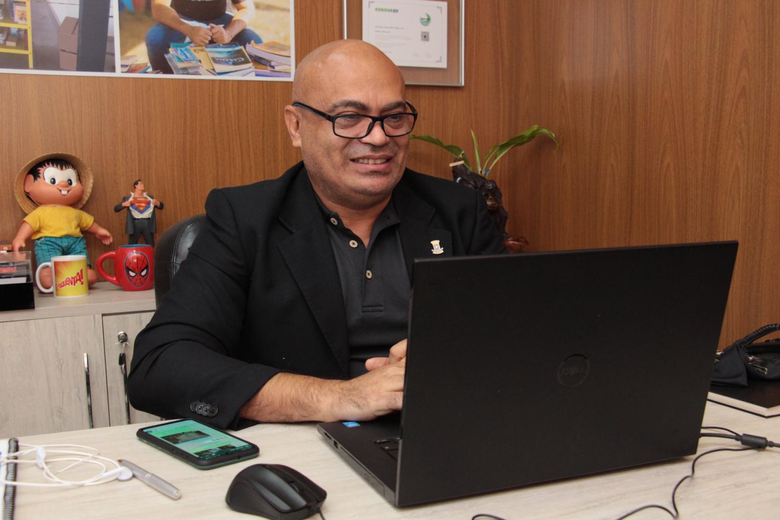 Gabinete do vereador Ronilço Guerreiro retoma atendimento presencial e segue com canais digitais à disposição da população.