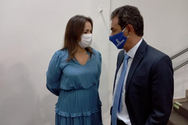 Prefeito Marquinhos Trad reafirma a sua renuncia da prefeitura, passando o cargo para a sua vice Adriane Lopes. Prefeito Marquinhos Trad reafirma a sua renuncia da prefeitura, passando o cargo para a sua vice Adriane Lopes.