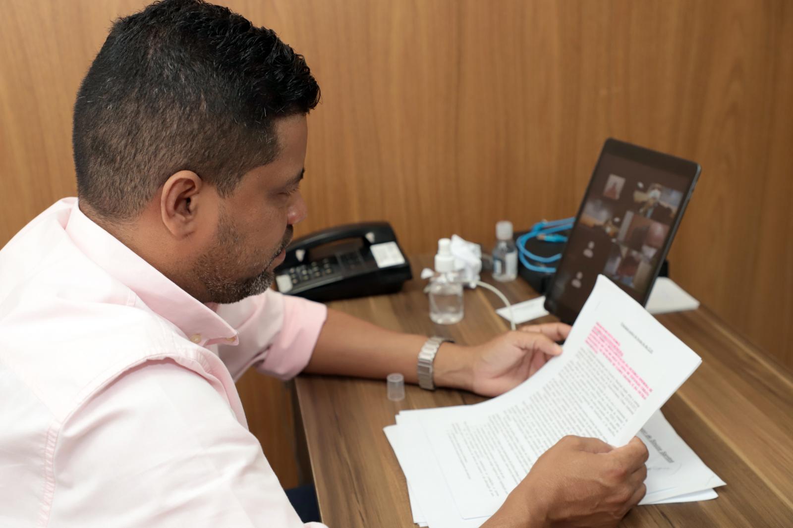 Projeto de Valorização dos Professores de autoria do Vereador Professor Riverton é Aprovado e Elogiado na Câmara Municipal de Campo Grande.