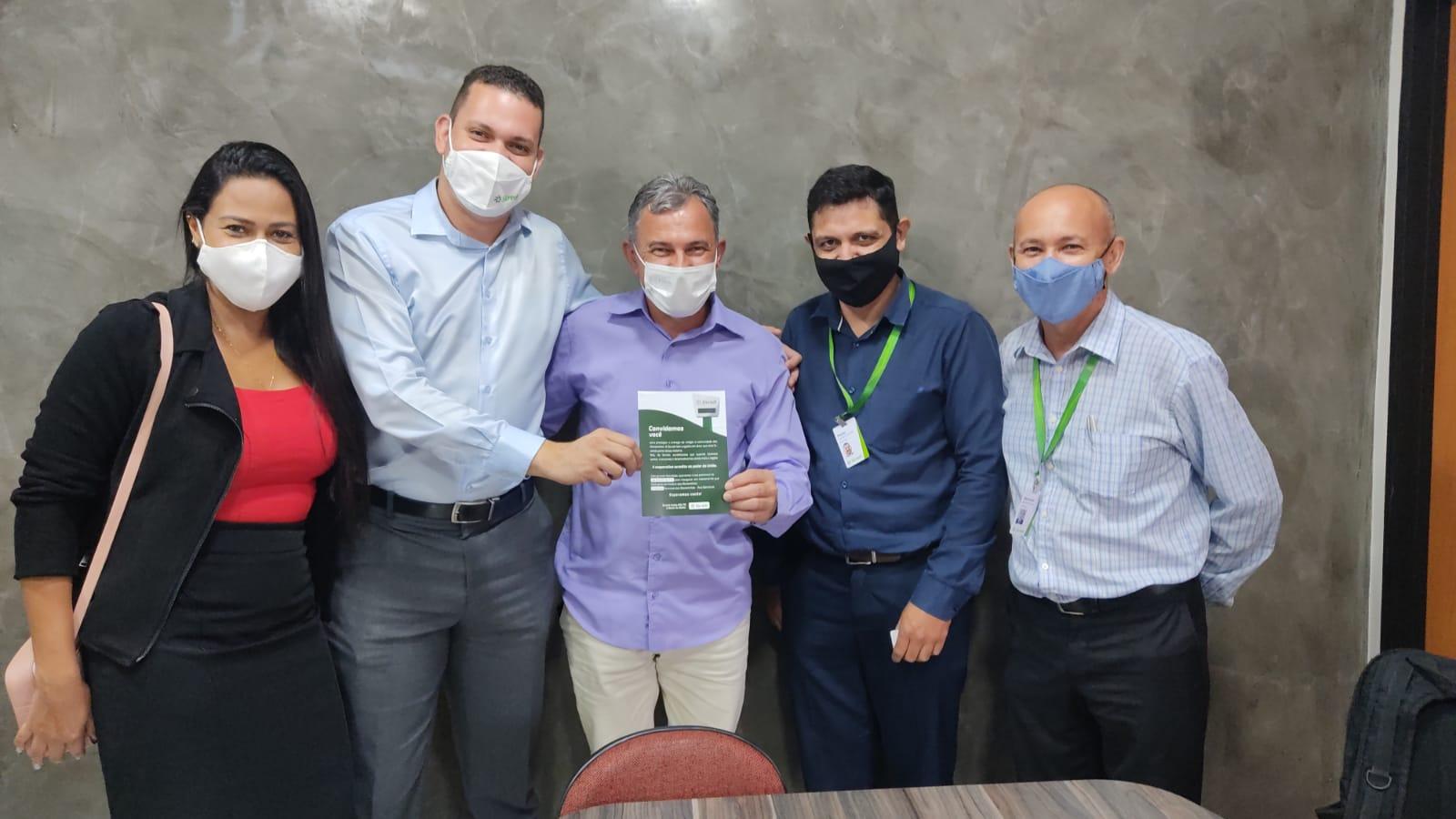 Zé da Farmácia é convidado para lançamento do Relógio Digital Sicredi nas Moreninhas.