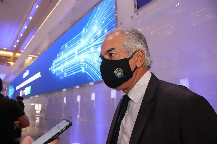 Garantimos na tarde de hoje a implantação da rede de fibra ótica para todo o MS, com custos reduzidos.  Garantimos na tarde de hoje a implantação da rede de fibra ótica para todo o MS, com custos reduzidos.