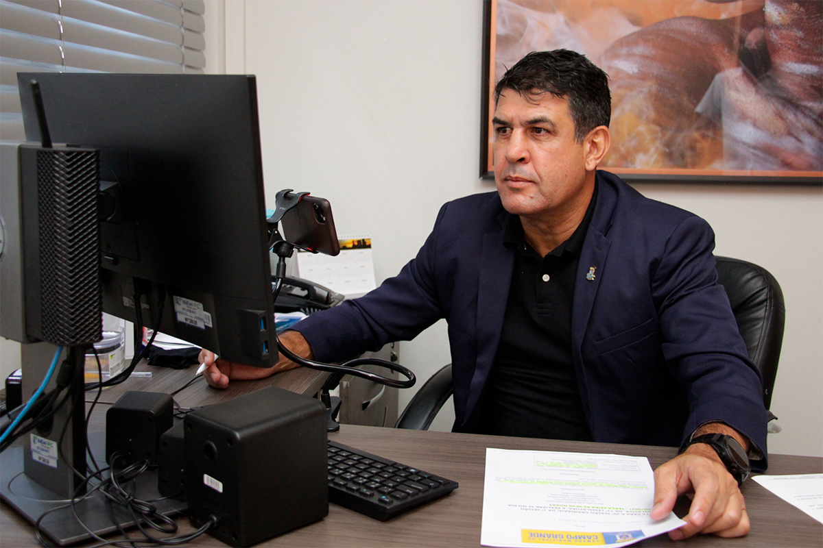 Beto Avelar solicita nova iluminação para quatro bairros de Campo Grande.