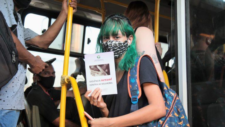 PREFEITURA INICIA CAMPANHA NOS TERMINAIS PARA AUMENTAR NOTIFICAÇÃO DE CRIMES DE IMPORTUNAÇÃO.