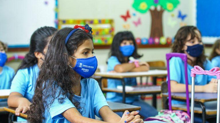 REME INICIA AULAS COM ESCOLAS PREPARADAS E 332 TONELADAS DE MERENDA DISTRIBUÍDAS.