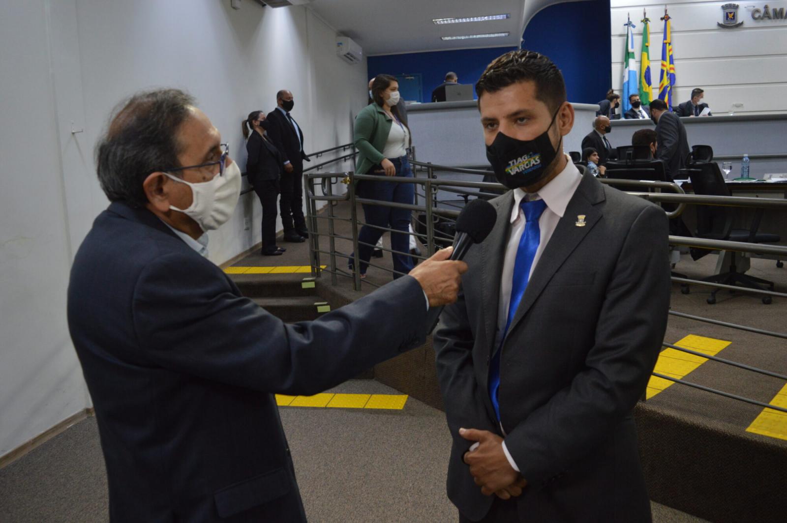Tiago Vargas protocola projeto que prevê a implantação do Prontuário Eletrônico do Paciente, em Campo Grande.