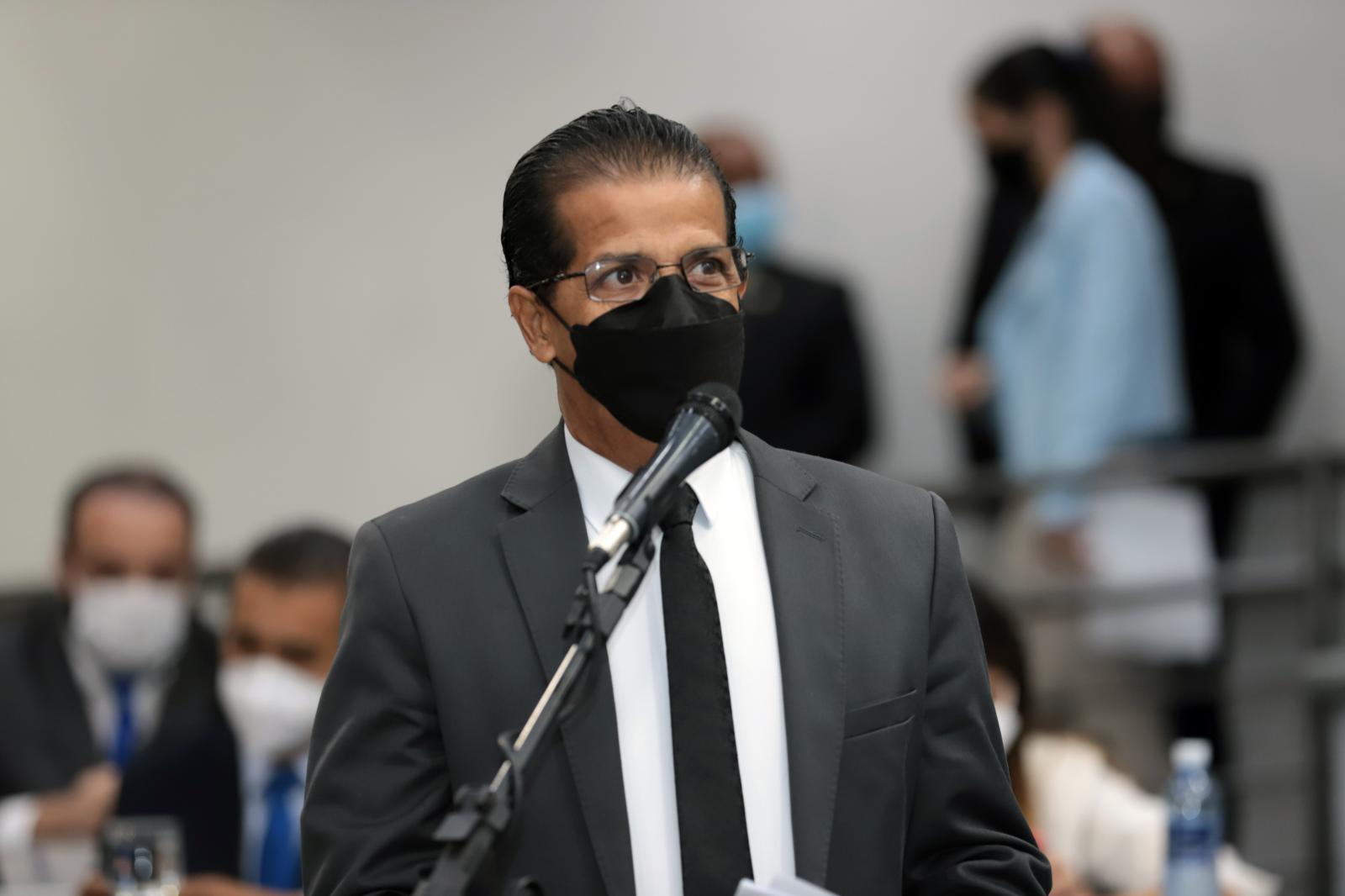 Vereador Edu Miranda fala sobre o retorno presencialmente às aulas da Rede Municipal de Ensino.