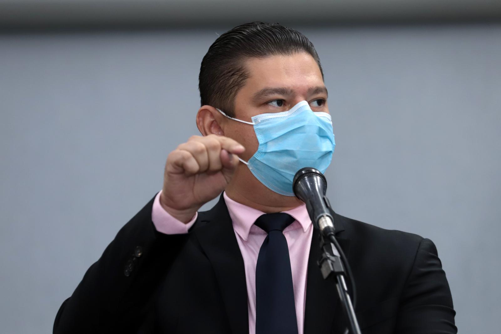 Vereador Otávio Trad concede títulos de visitantes ilustres a Gilberto Kassab e Antônio Brito.