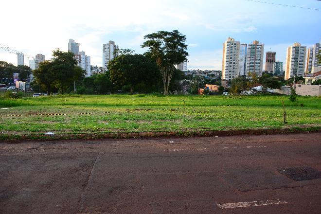 Vereadores criticam doação de terreno de R$ 9 milhões para concessionária em área nobre