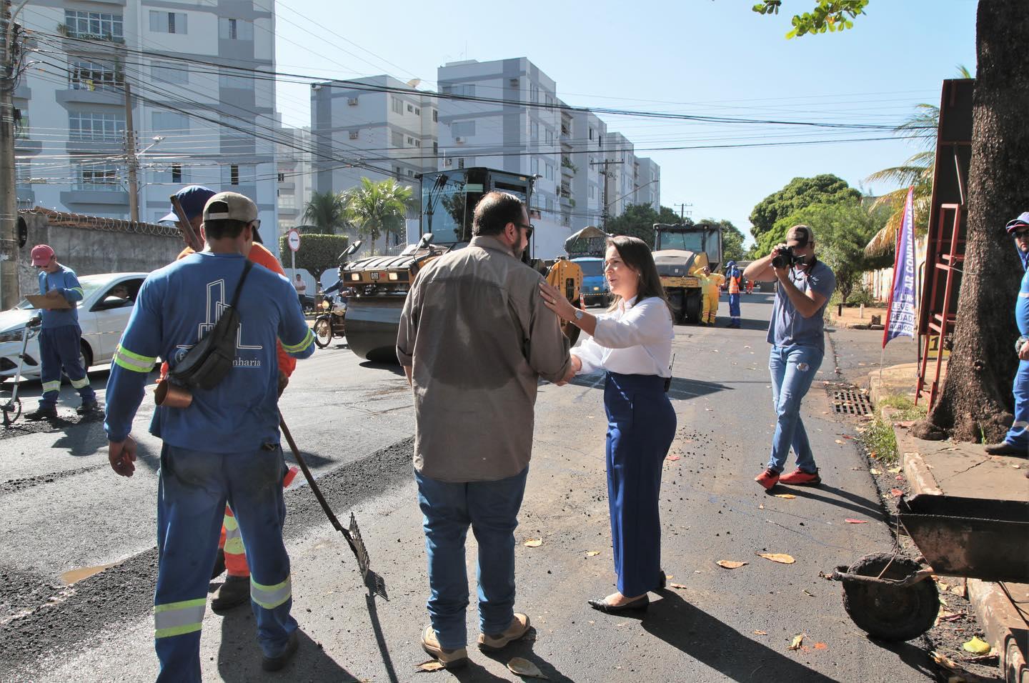 RECAPEAMENTO AVANÇA EM TRECHO DA SALGADO FILHO QUE JÁ FOI ANEL VIÁRIO.
