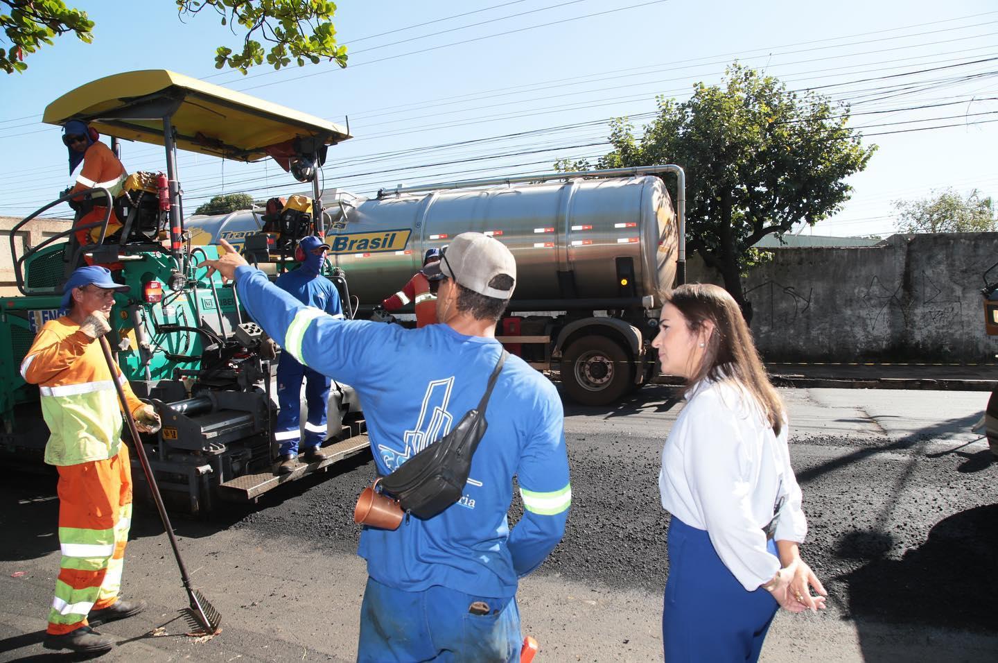 RECAPEAMENTO AVANÇA EM TRECHO DA SALGADO FILHO QUE JÁ FOI ANEL VIÁRIO.