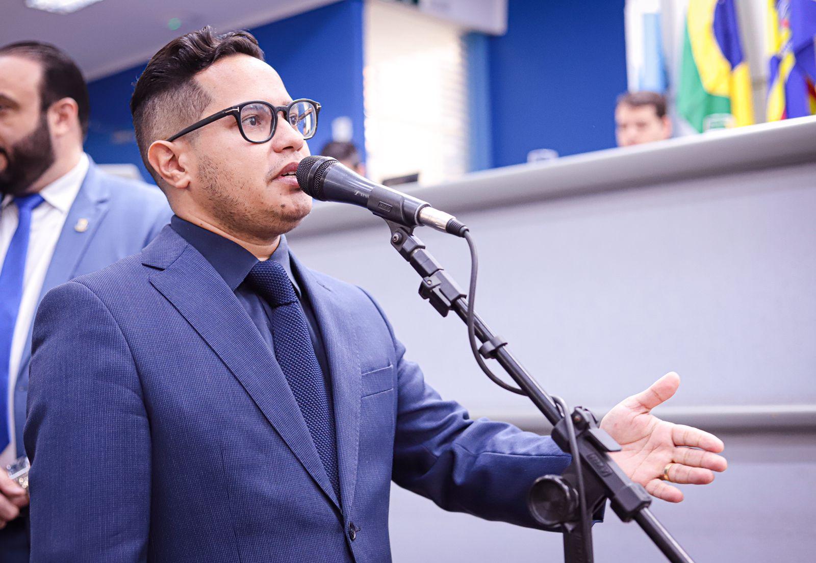 Câmara aprova projetos de Papy nas áreas da educação e social nessa semana.