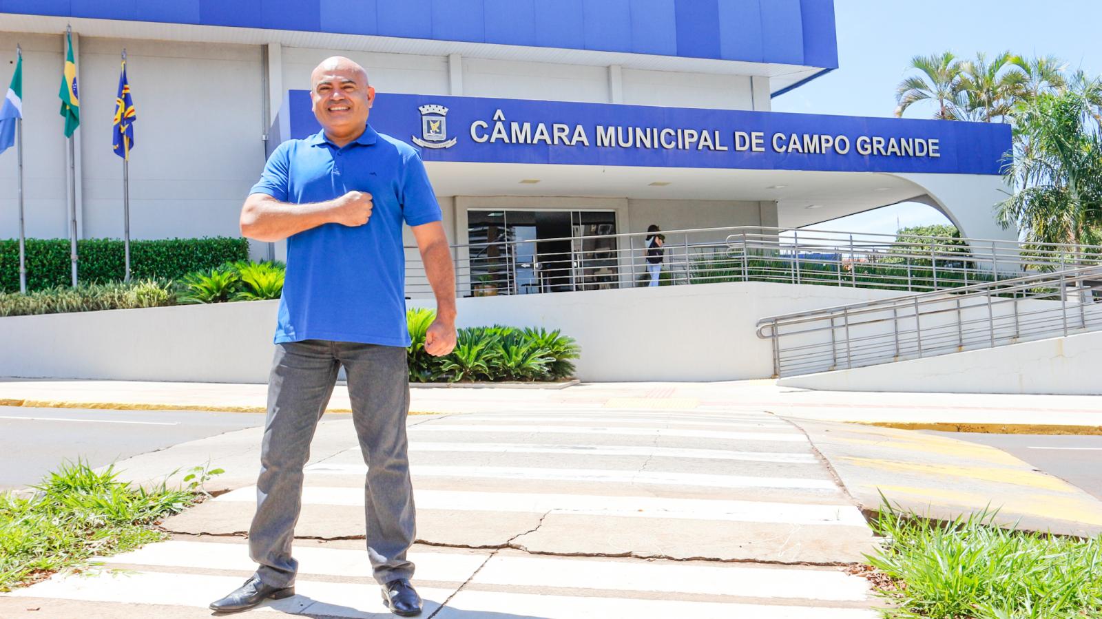 Projeto do vereador Ronilço Guerreiro quer abrir espaços da Câmara Municipal para apresentações culturais.