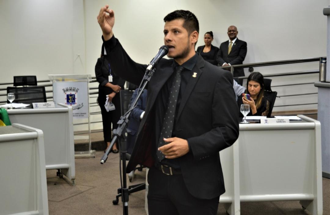 Tiago Vargas manda Águas Guariroba tomar vergonha na cara por pedir reajuste de 11,08%.