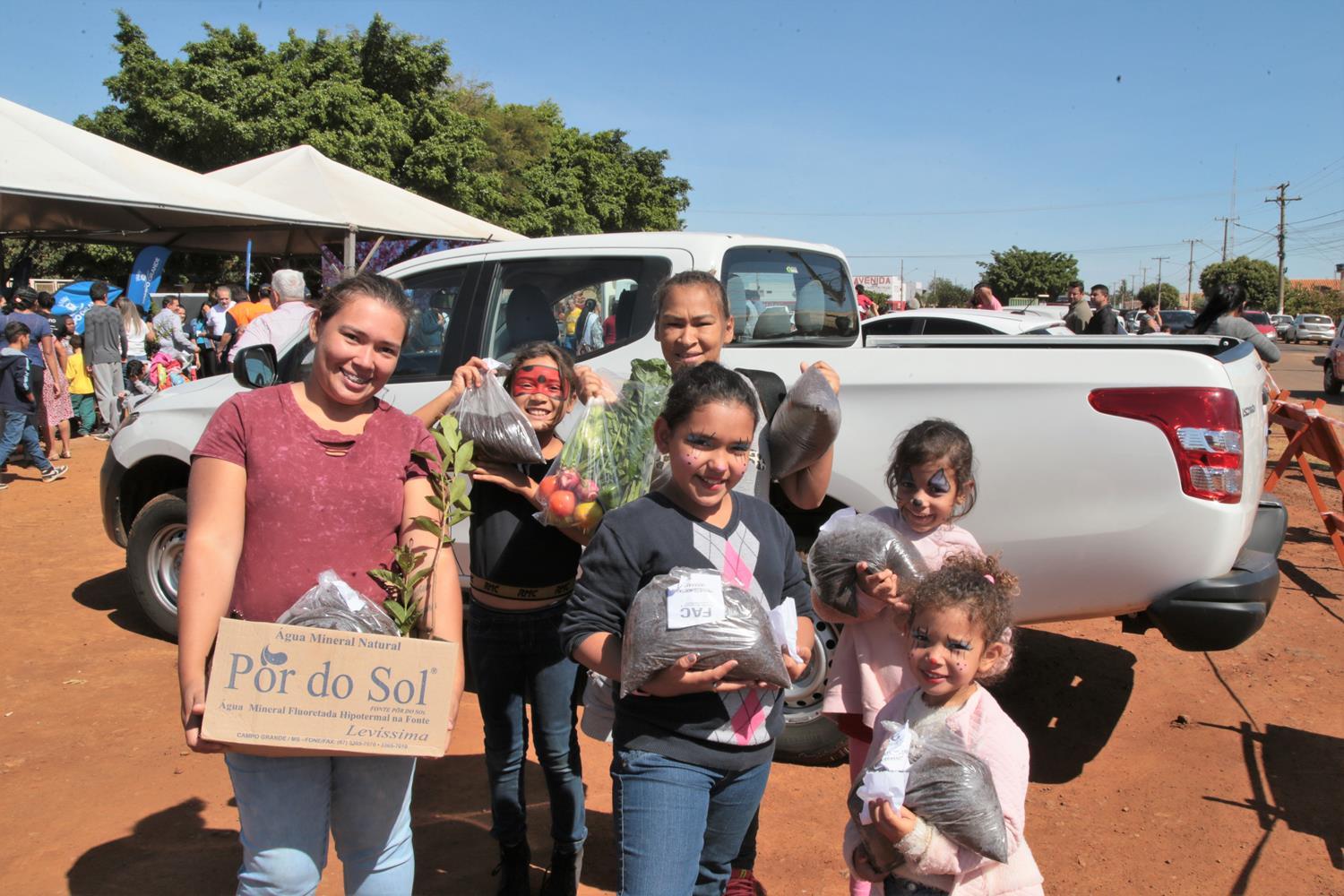 TODOS EM AÇÃO ABERTO NO JARDIM CARIOCA TEM CULTURA, LAZER, EXAMES GINECOLÓGICOS E CONSULTAS MÉDICAS.