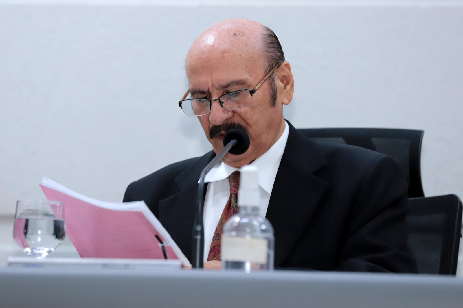 AGORA É LEI! De autoria do vereador Dr. Loester, lei que previne a evasão escolar é sancionada em Campo Grande.