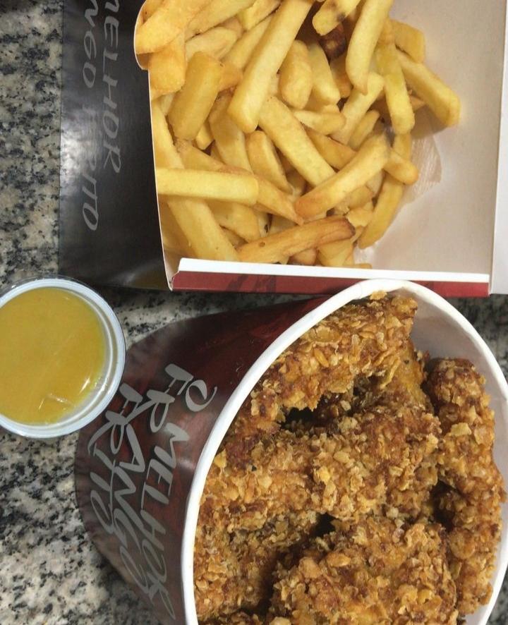 Snacks Chicken inaugurado dia 02 de Julho de 2022,  na feira Central de Campo Grande pela empresaria Anna Cristhina .