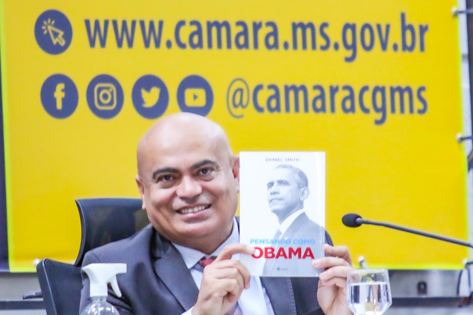 SOS Racismo: Lei do vereador Ronilço Guerreiro garante apoio para vítimas de discriminação.