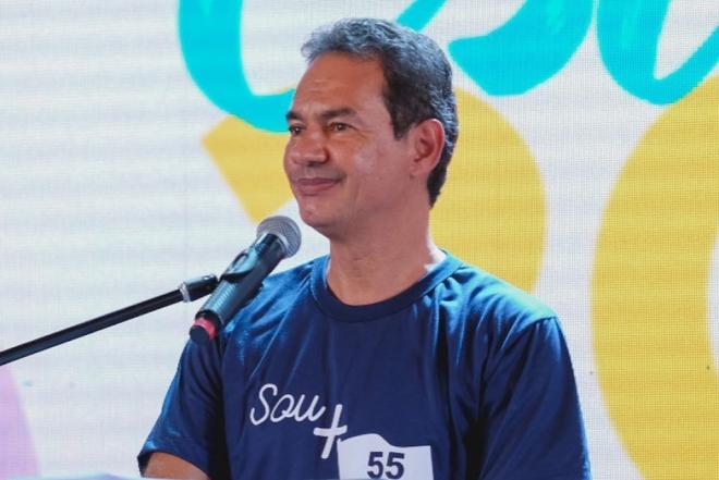 André Puccinelli tem 25% contra 20% de Marquinhos Trad; Eduardo Riedel empate em 3º com Rose Modeso, diz Ipec.