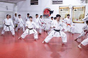 POLÍTICA DE ESPORTE ESTRUTURA ESPAÇOS PARA PRÁTICAS DE LAZER E INCENTIVA ATLETAS DE RENDIMENTO. POLÍTICA DE ESPORTE ESTRUTURA ESPAÇOS PARA PRÁTICAS DE LAZER E INCENTIVA ATLETAS DE RENDIMENTO.