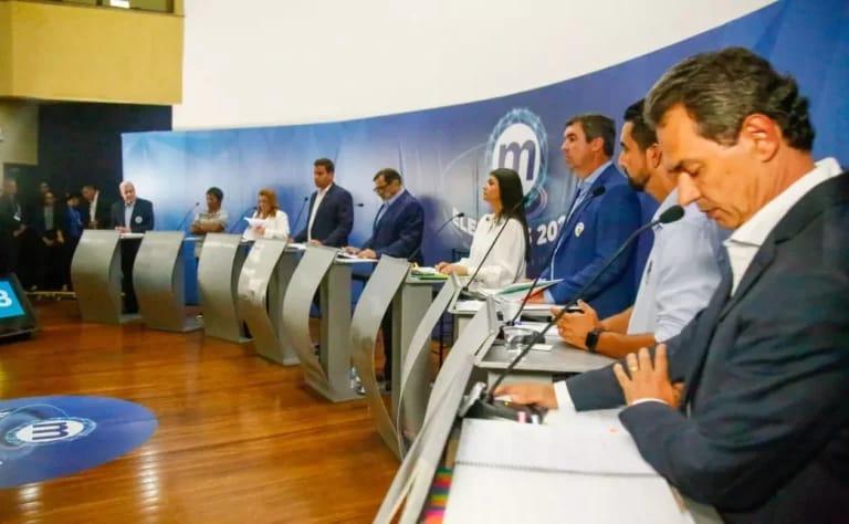 Com disputa equilibrada, debate na TV Morena pode por azarão no 2º turno em MS. Com disputa equilibrada, debate na TV Morena pode por azarão no 2º turno em MS.