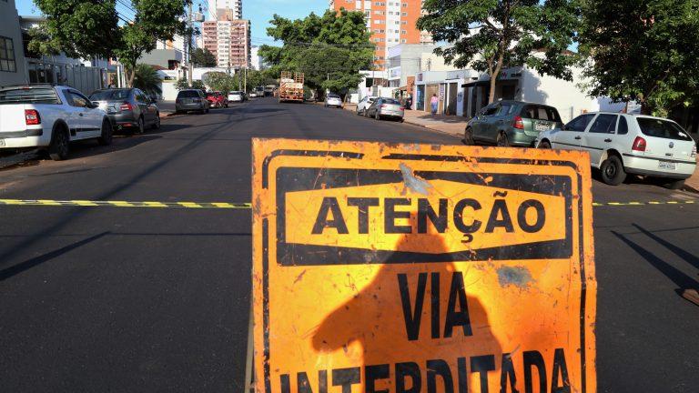PREVISÃO DE CHUVA FAZ PREFEITURA ADIAR OBRAS NO ENTORNO DA SANTA CASA PARA A PRÓXIMA SEGUNDA.