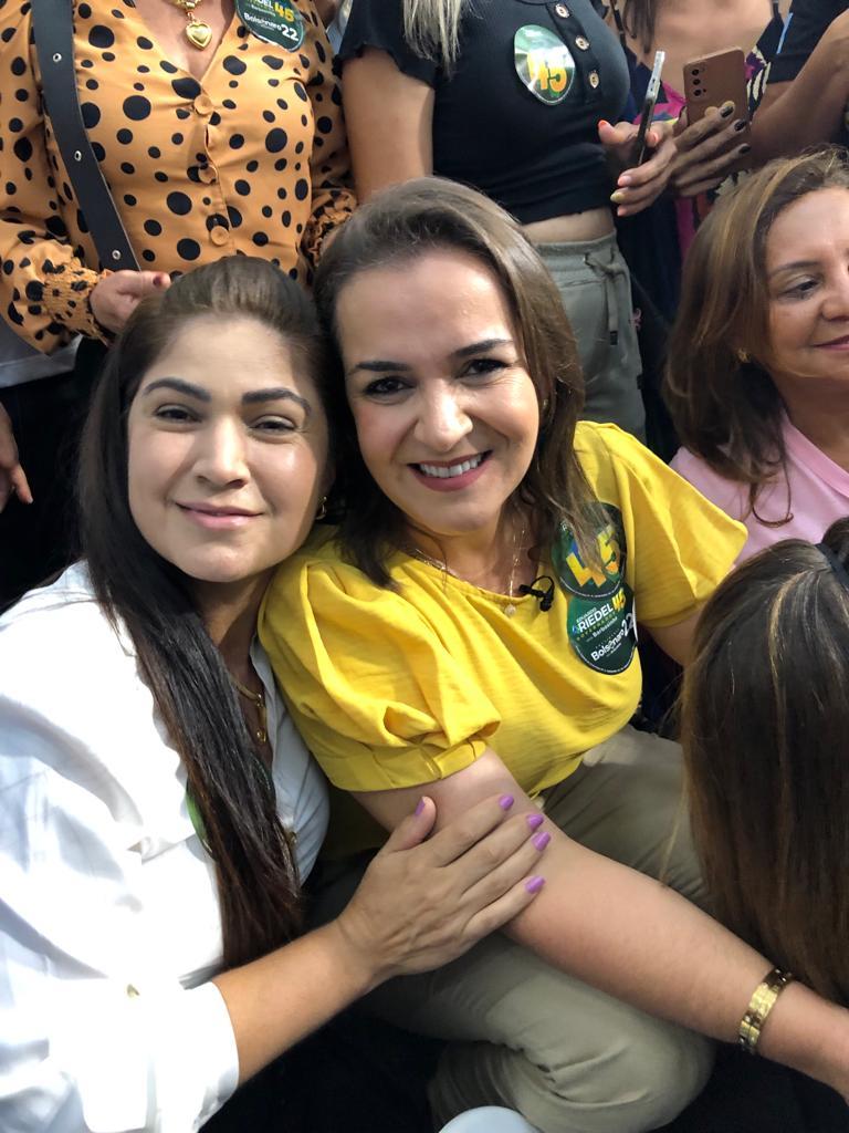Ato com mais de 3 mil pessoas consolida apoio da Prefeita  Adriane Lopes e Lídio Lopes a Eduardo  Riedel