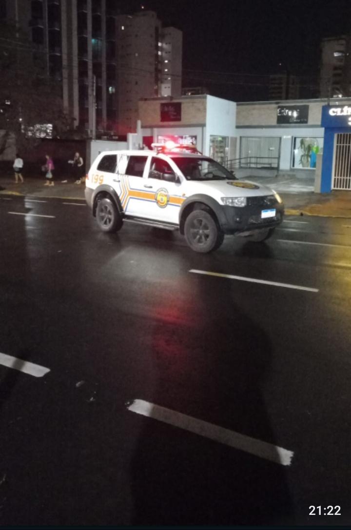 A Defesa Civil Municipal de Campo Grande esteve nas ruas da cidade trabalhando duro para normalizar o mais rápido possível a cidade