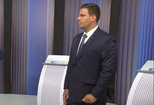 Em estreia em debate, Capitão Contar foca em ataques e mostra desconhecimento de Mato Grosso Do Sul Em estreia em debate, Capitão Contar foca em ataques e mostra desconhecimento de Mato Grosso Do Sul