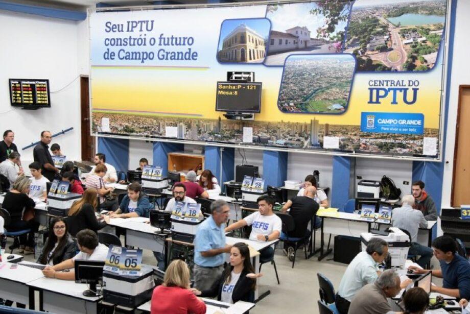 Contribuintes podem renegociar dívidas com Prefeitura sem sair de casa Contribuintes podem renegociar dívidas com Prefeitura sem sair de casa