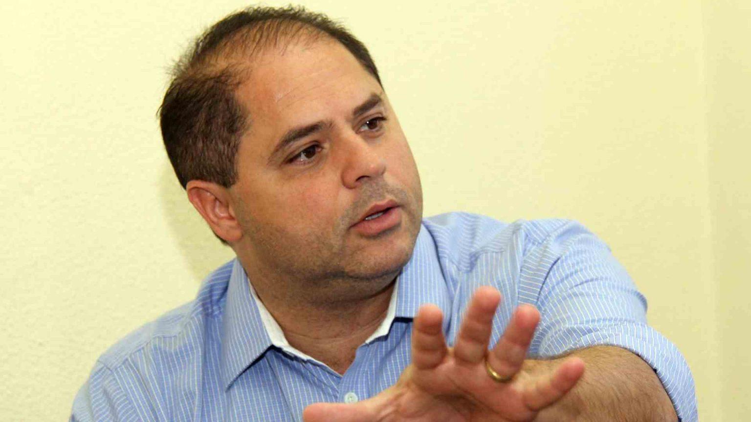 'Difícil cumprir este ano', diz Mario Cesar sobre reajuste pedido por professores de Campo Grande