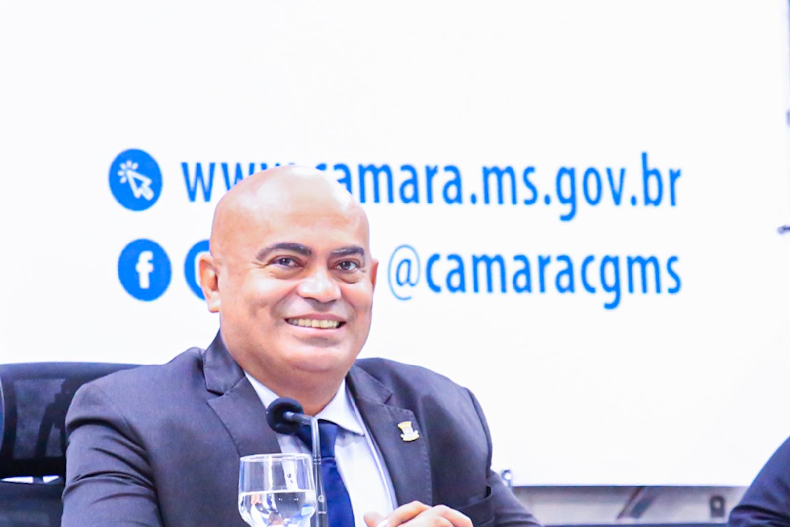 Ronilço Guerreiro propõe lei que cria a Semana Cultural do Artista Especial.