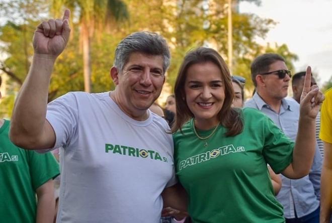 Reajuste de professores emperra votação para dar supersalário a Adriane Lopes