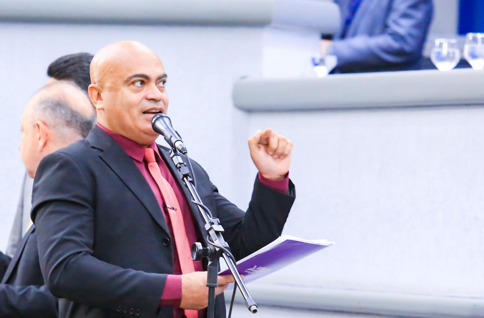 Ronilço Guerreiro teve quatro projetos aprovados na sessão de hoje da Câmara Municipal.