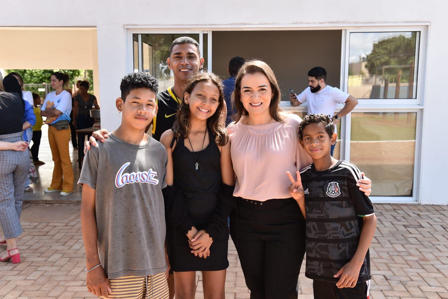 PREFEITURA INAUGURA SALA DE LEITURA E DE TEATRO NO JARDIM NOROESTE . PREFEITURA INAUGURA SALA DE LEITURA E DE TEATRO NO JARDIM NOROESTE .