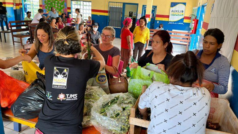 Em 10 dias, programa alimenta Brasil distribui mais de 20 toneladas de frutas e hortaliças para famílias.