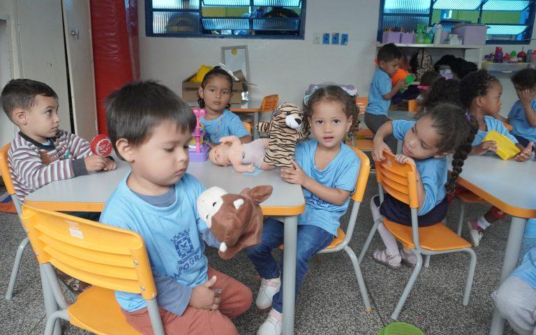 PREFEITURA ENTREGA PRIMEIRA DA SÉRIE DE REFORMAS EM ESCOLAS DA REME.