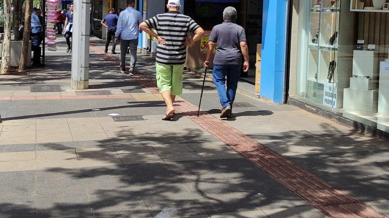 REQUALIFICAÇÃO DA ÁREA CENTRAL COLHE RESULTADOS POSITIVOS EM ACESSIBILIDADE URBANA. REQUALIFICAÇÃO DA ÁREA CENTRAL COLHE RESULTADOS POSITIVOS EM ACESSIBILIDADE URBANA.