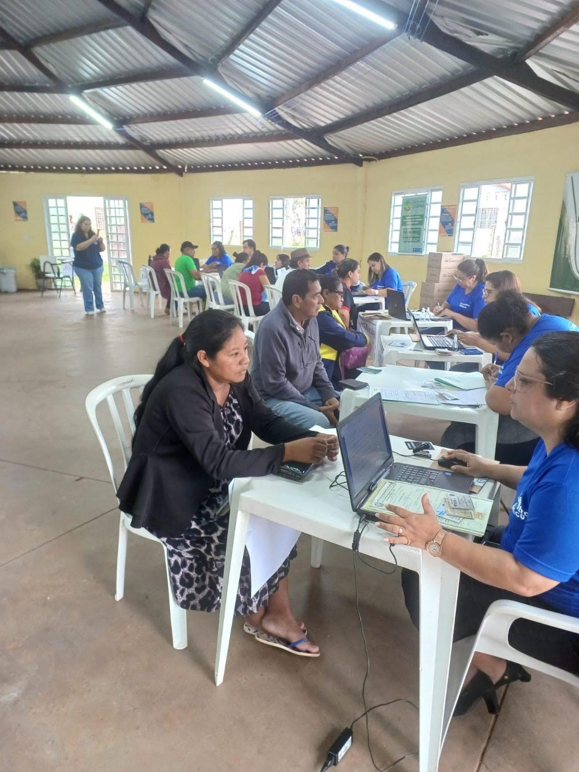 SAS LEVA SERVIÇOS DO CADASTRO ÚNICO PARA MAIS DE 200 FAMÍLIAS DA ALDEIA ÁGUA BONITA. SAS LEVA SERVIÇOS DO CADASTRO ÚNICO PARA MAIS DE 200 FAMÍLIAS DA ALDEIA ÁGUA BONITA.