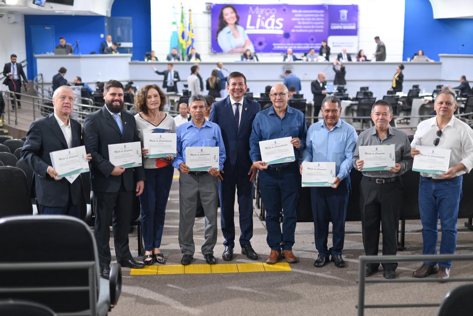 Diretoria da ADESG é homenageada pelo vereador Coronel Villasanti.