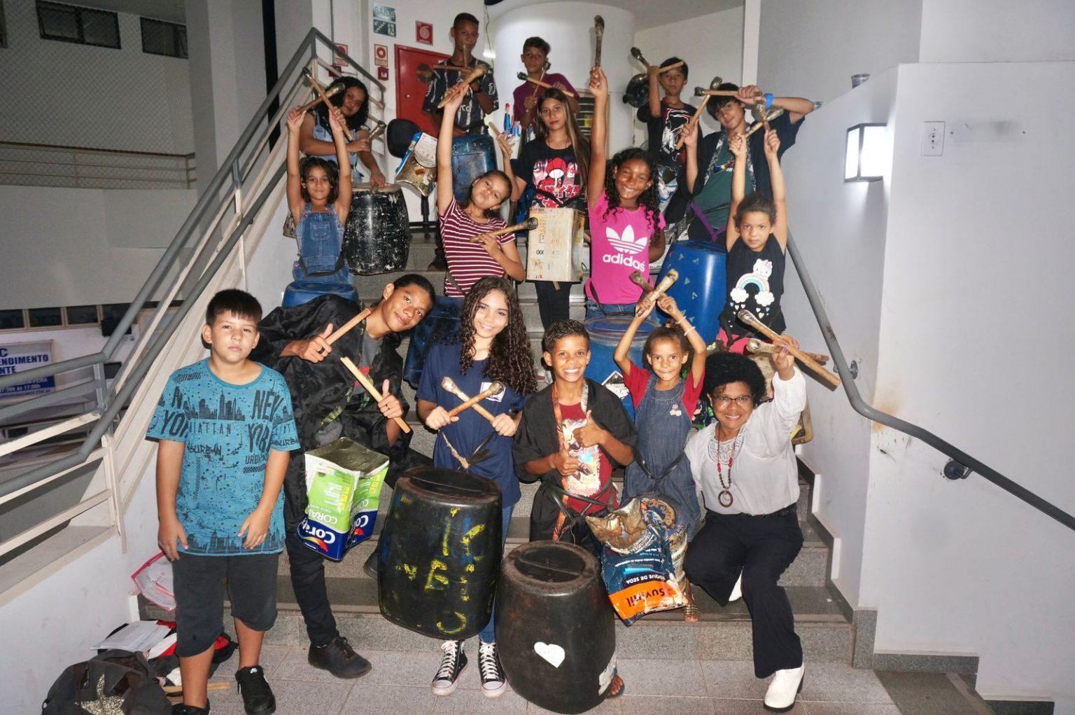 LIDERANÇAS COMUNITÁRIAS FEMININAS SÃO HOMENAGEADAS EM SOLENIDADE, NA SUASC.