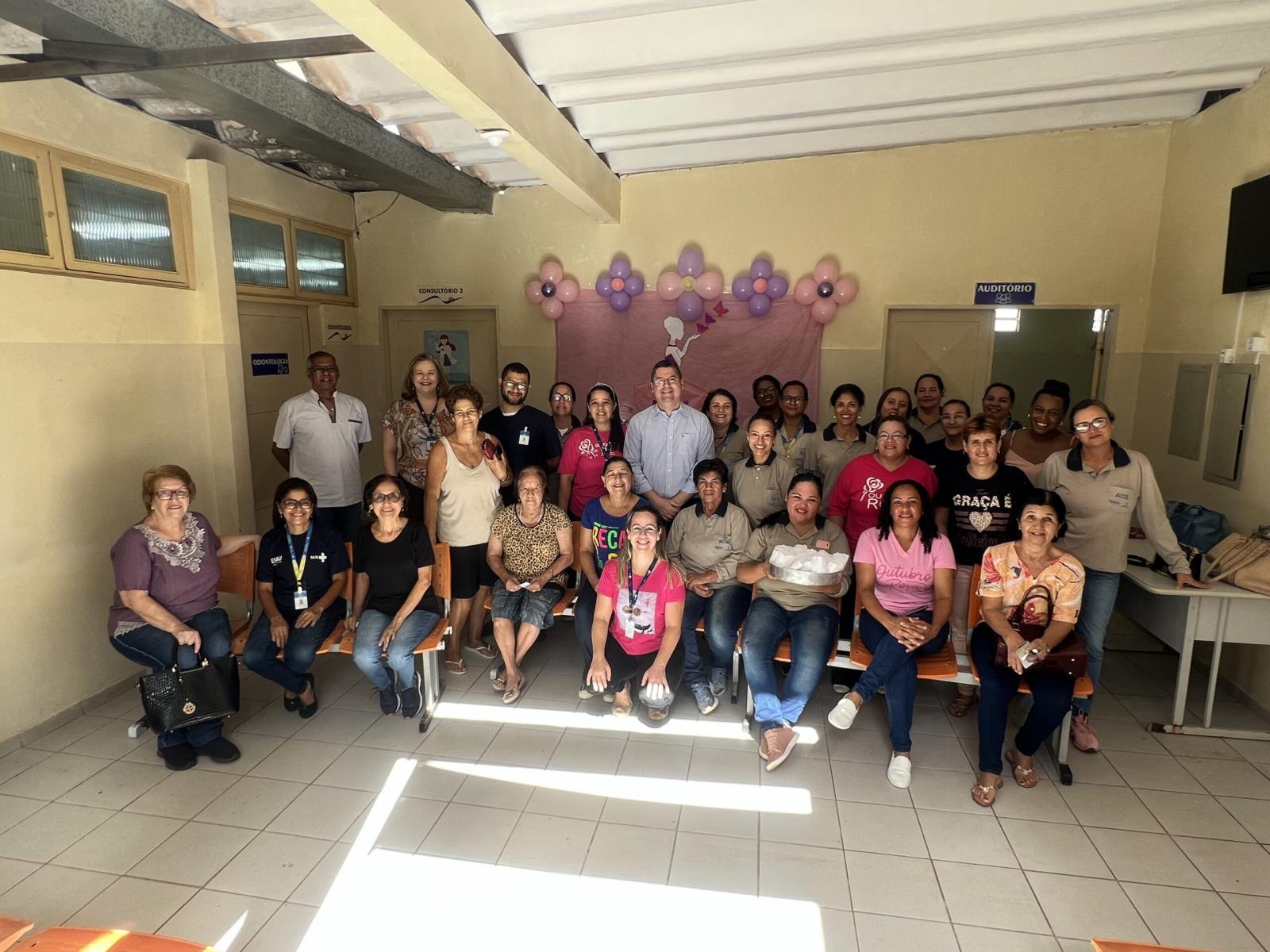 Março Lilás: Dr. Victor Rocha faz palestra sobre Saúde da Mulher na UBS Carlota.