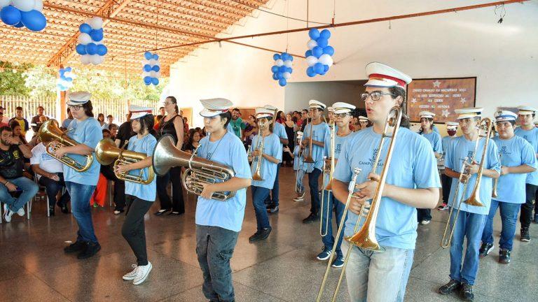 PREFEITURA PROMOVE PROJETO ESCOLA DE OPORTUNIDADES COM REFORÇO ESCOLAR, ESPORTE, ARTE E CULTURA PARA ALUNOS.