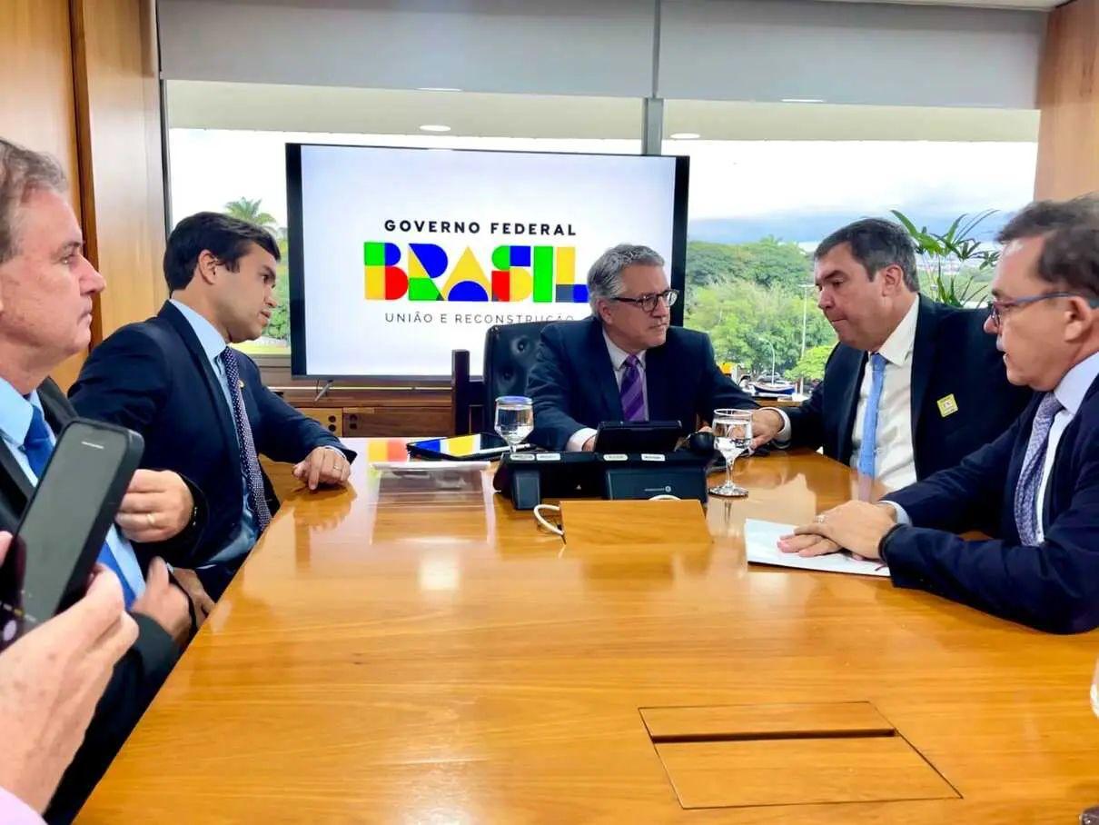 Reuniões com ministros, estragos das chuvas e perdas do ICMS marcaram a semana política de MS Reuniões com ministros, estragos das chuvas e perdas do ICMS marcaram a semana política de MS