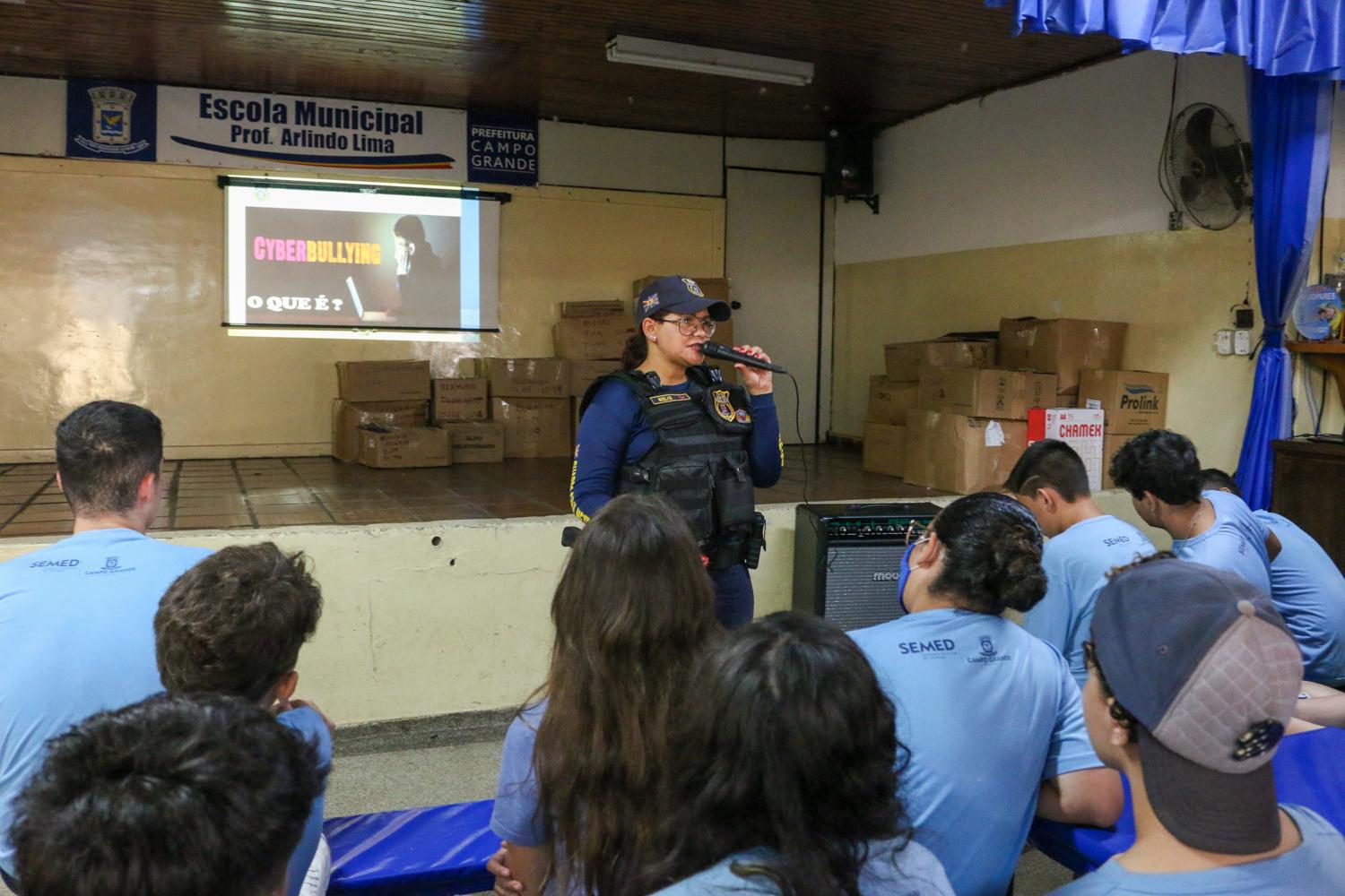 COM MAIS DE 52 MIL ALUNOS DA REME ATENDIDOS, PROJETO ESCOLA SEGURA DA GCM SEGUE EM 2023.
