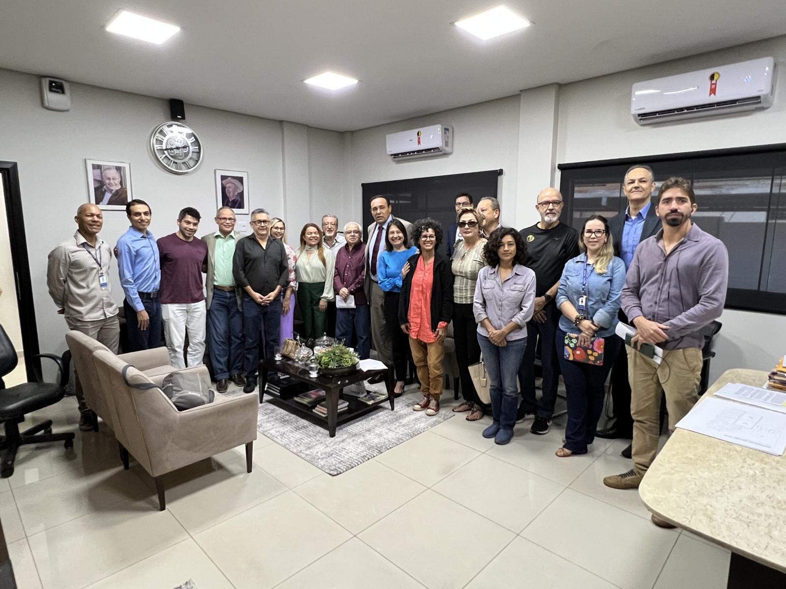 Ambientalistas, pesquisadores e juristas reúnem-se com Presidente da Câmara sobre Projeto de Lei de tombamento do Complexo do Parque dos Poderes de autoria da Vereadora Luiza Ribeiro.