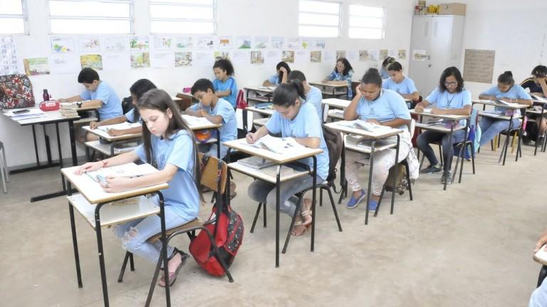 CENTRO MUNICIPAL DE AVALIAÇÃO GARANTE EFICIÊNCIA NO APRENDIZADO DOS ALUNOS DA REME.